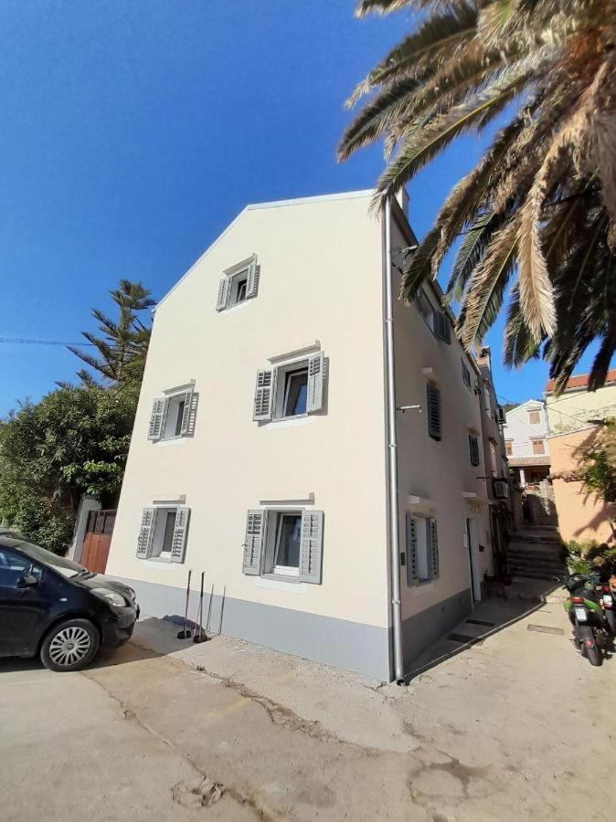Apartman Tea Mali Lošinj Exteriér fotografie